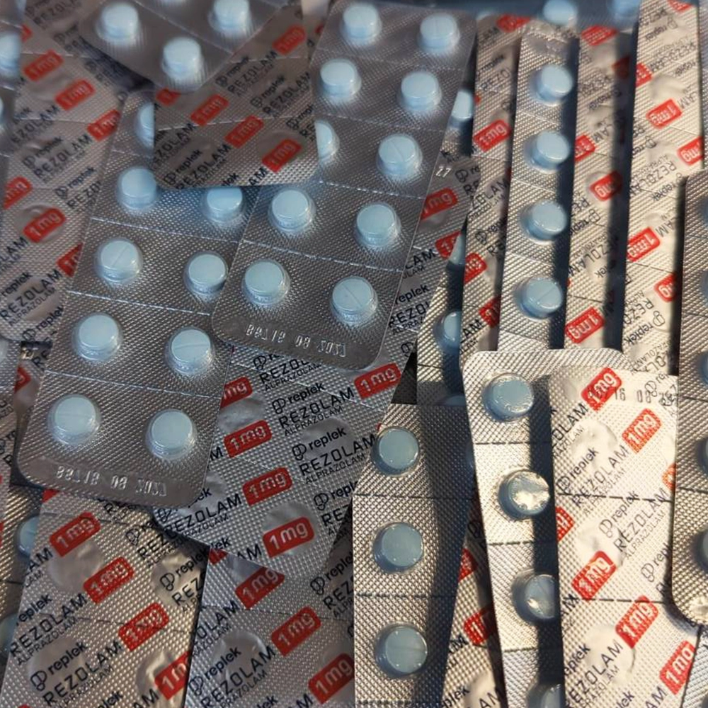 Rezolam